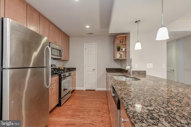 4121 S Four Mile Run Dr unit 101, Arlington, VA 22204 - photo 4