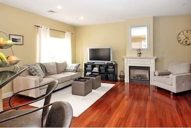 188 Summer St unit 7, Weymouth, MA 02188 - photo 4