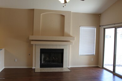 FIREPLACE/GREATROOM