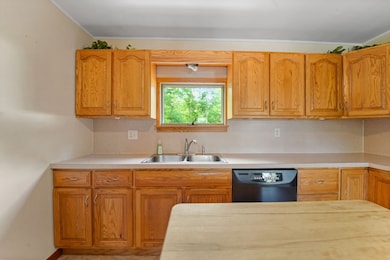 3297 Gillespie Rd, Binghamton, NY 13903 - photo 7