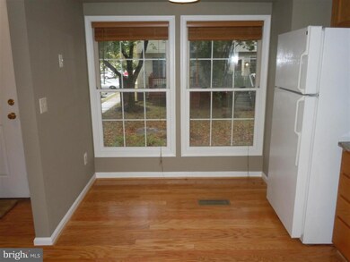 9761 Mock Orange Ct unit A, Manassas, VA 20110 - photo 4