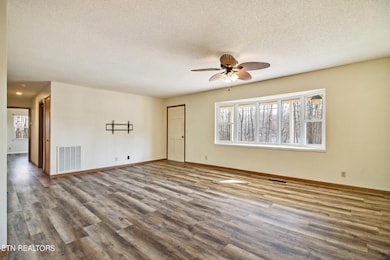 174 Dovenshire Dr, Crossville, TN 38558 - photo 6