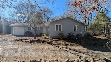 10 Sherwood Ave, Foxborough, MA 02035 - photo 2