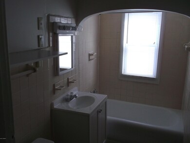 766 5th #1 Bath