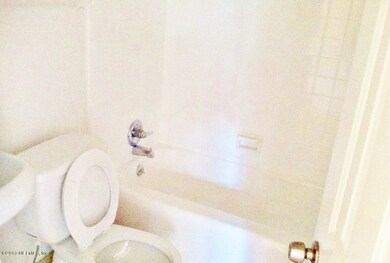 2031 Hugh Edwards Dr, Jacksonville, FL 32210 - photo 4