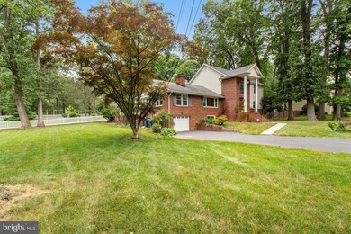 3530 Laurel Leaf Ln, Fairfax, VA 22031 - photo 4