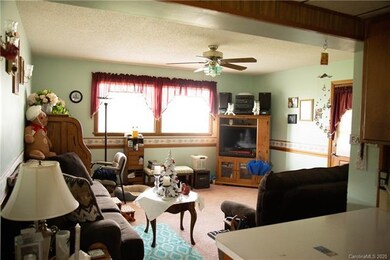 204 Longview Rd, Statesville, NC 28625 - photo 5