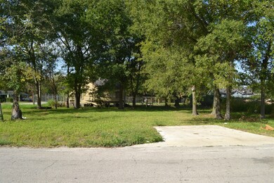 3129 Cactus, Houston, TX 77026 - photo 2