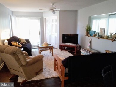 11427 Manklin Creek Rd unit 3, Berlin, MD 21811 - photo 3