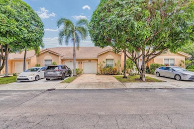 2455 S Coral Trace Cir, Delray Beach, FL 33445 - photo 7