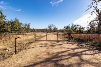 542 Wildlife Trail, Fredericksburg, TX 78624 - photo 2