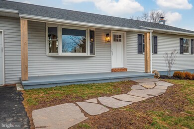 9 Steinmetz Rd, Schwenksville, PA 19473 - photo 2