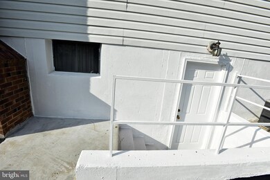 16209 Jerald Rd, Laurel, MD 20707 - photo 4