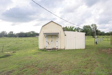 27068 Hunter Ln, Bokoshe, OK 74930 - photo 4