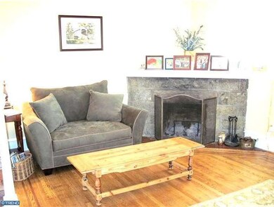 120 E Parkway Ave, Chester, PA 19013 - photo 7