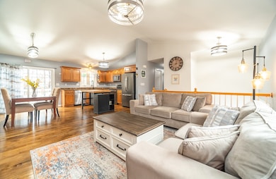 84 Hanover St, Wallingford, CT 06492 - photo 6