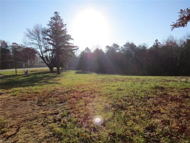 002 Hill Dairy Rd, Statesville, NC 28625 - photo 6