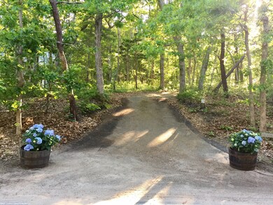 844 Main St, Vineyard Haven, MA 02568 - photo 5