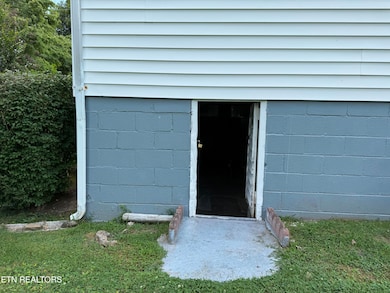 Reed Ave 5