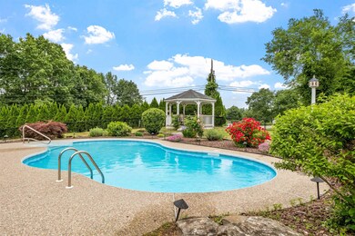 2 Bradford Cir, Hudson, NH 03051 - photo 5