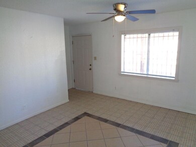 7945 Knights Dr unit C, El Paso, TX 79915 - photo 4