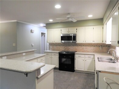 704 NW D St, Bentonville, AR 72712 - photo 4