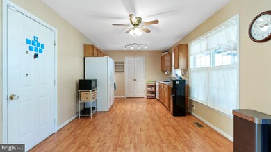 26100 Sycamore Dr, Mechanicsville, MD 20659 - photo 6