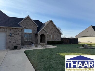 1864 Oakridge Pkwy S, Terre Haute, IN 47802 - photo 2