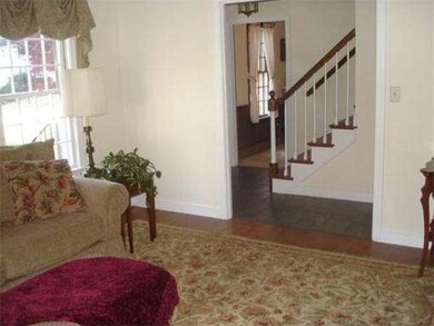 148 Stonecleave Rd, North Andover, MA 01845 - photo 3