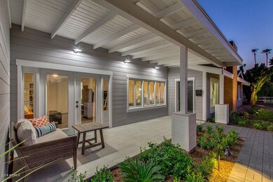03-Separate Entrance for Guest Suite