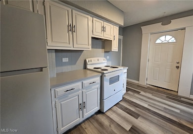 1603 Hampton Rd, Akron, OH 44305 - photo 3