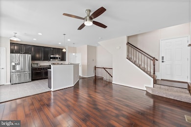 45711 Winding Branch Terrace, Sterling, VA 20166 - photo 4