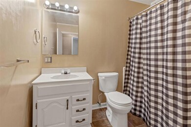 403 Shawn Ln, Jennings, LA 70546 - photo 6