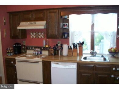 1702 Mason Ct unit 1702, Lansdale, PA 19446 - photo 6