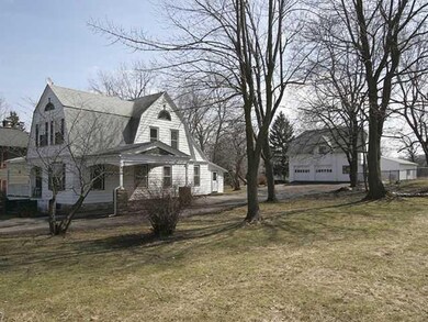 Exterior Front Mini estate with 3 separate buildin