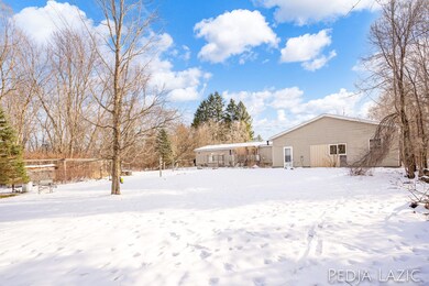 8-web-or-mls-415 Williams-8