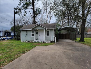 407 Fannin St, Tomball, TX 77375 - photo 2