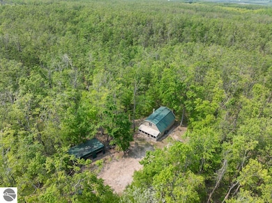 0 Other unit 1934800, Petoskey, MI 49770 - photo 2