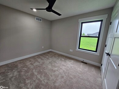 1409 E 10th St, Carroll, IA 51401 - photo 6