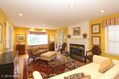 7306 Brennon Ln, Chevy Chase, MD 20815 - photo 4