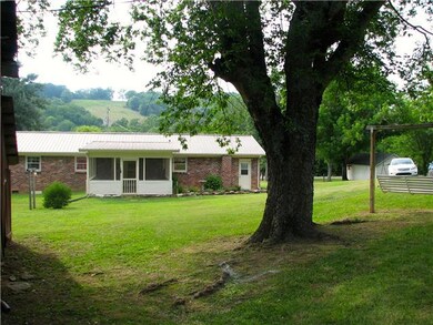 829 Petersburg Chestnt Rdg Rd, Petersburg, TN 37144 - photo 2