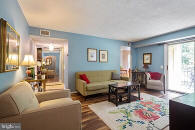 20233 Shipley Terrace unit 3-A-201, Germantown, MD 20874 - photo 4