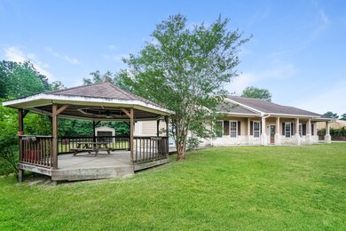 11834 Old Oaks Ln, Conroe, TX 77385 - photo 3