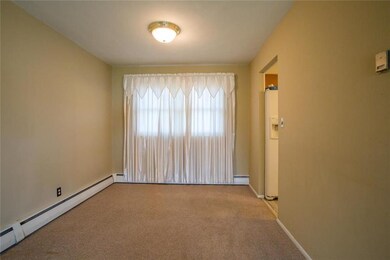 153 Jonathan Dr, Easton, PA 18045 - photo 4