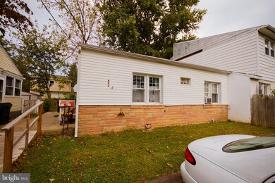 405 Albany Ct, Wallingford, PA 19086 - photo 2