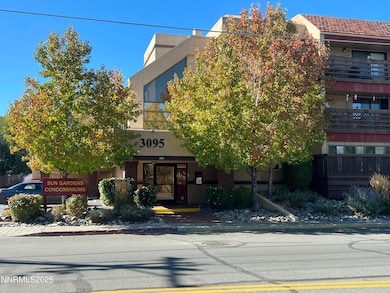 3095 Lakeside Dr unit 110, Reno, NV 89509 - photo 2