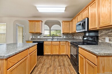 7830 Black Oak Pass, San Antonio, TX 78223 - photo 6