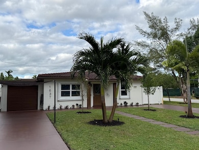 1637 SE 1st St, Pompano Beach, FL 33060 - photo 2