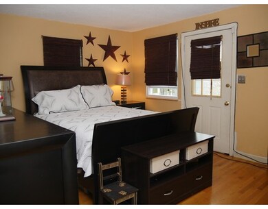 10 Arbutus St, Dorchester Center, MA 02124 - photo 4