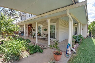 3923 & 3925 Buena Vista Cir, Granbury, TX 76049 - photo 4